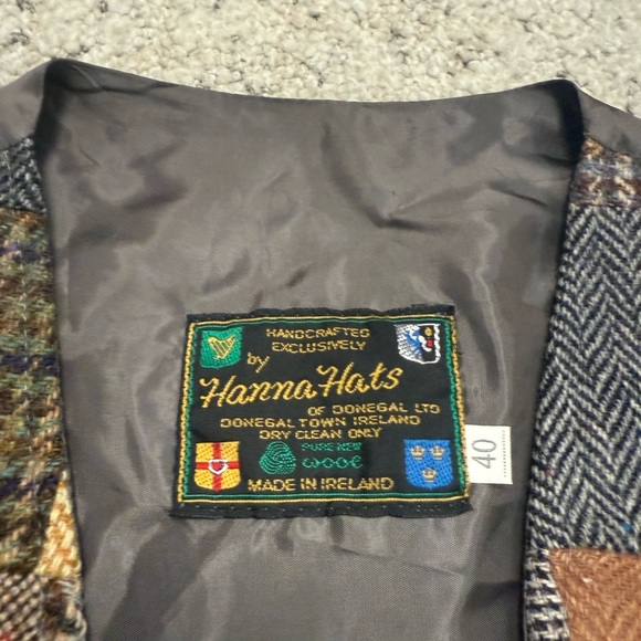 SOLD Men's (Unisex) EVC Hanna’s Hats of Denegal vintage  Patchwork Tweed Vest - Picture 8 of 12
